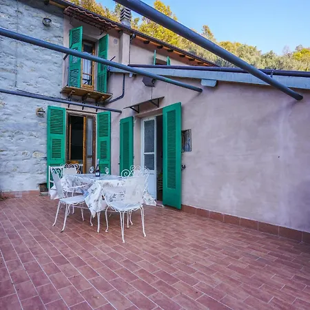 Feriehus 2 Bedroom Lovely In Ponti Di Pornassio Ponte di Nava