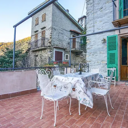 Holiday home 2 Bedroom Lovely In Ponti Di Pornassio