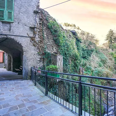 2 Bedroom Lovely In Ponti Di Pornassio Holiday home Ponte di Nava